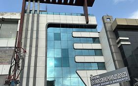 Hotel Cosmopolitan Rooms & Banquet